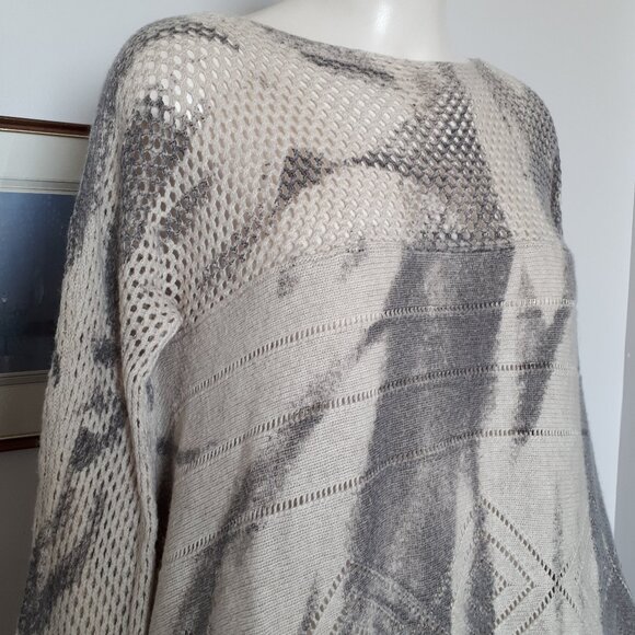 Sweater - Sz. S - Ivory & Grey - Wool/Angora/Nylon Blend - Picture 2 of 3